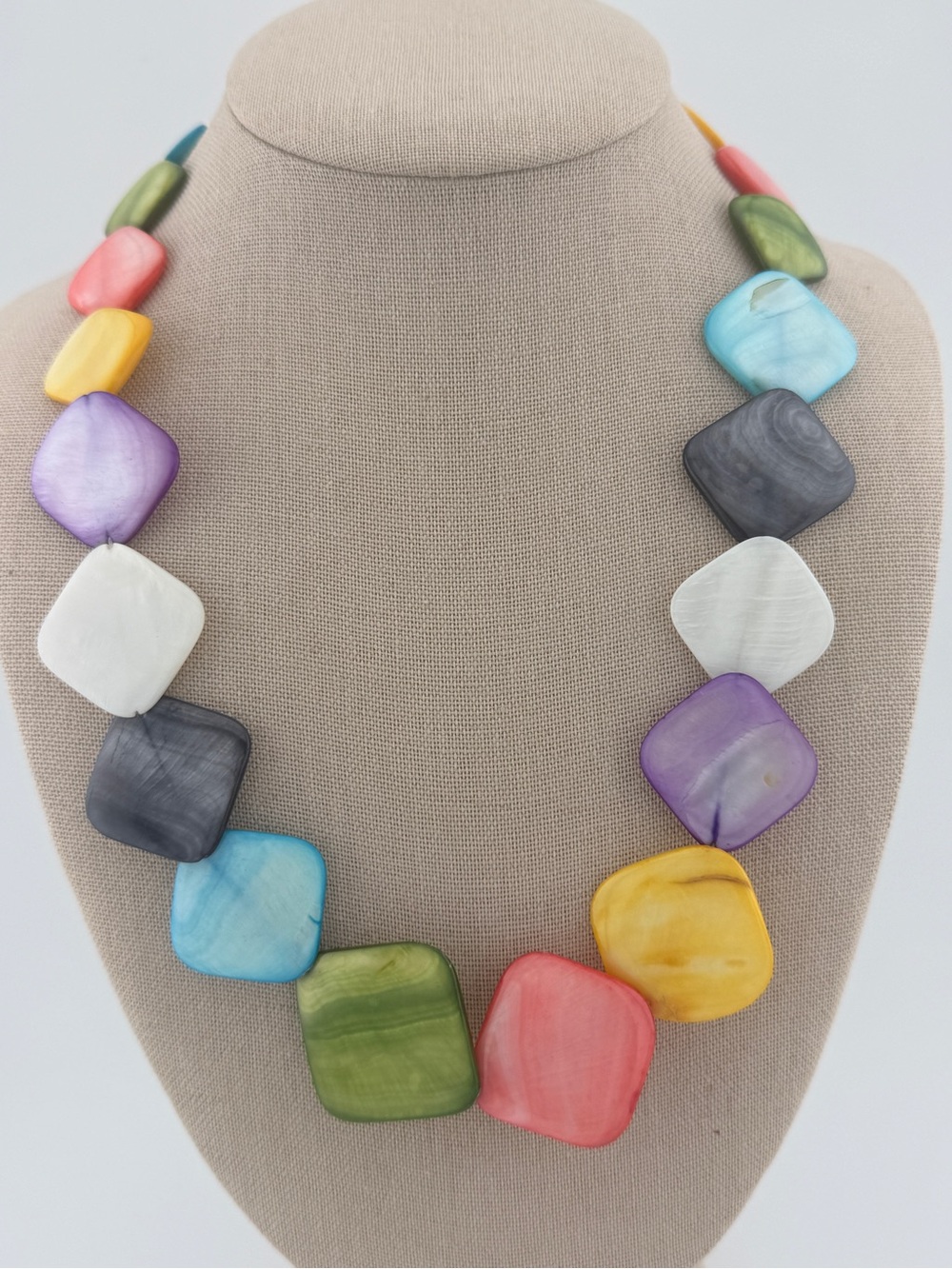 Vintage Multicolor Shell Square Bead Chunky Statement Necklace Rainbow Boho